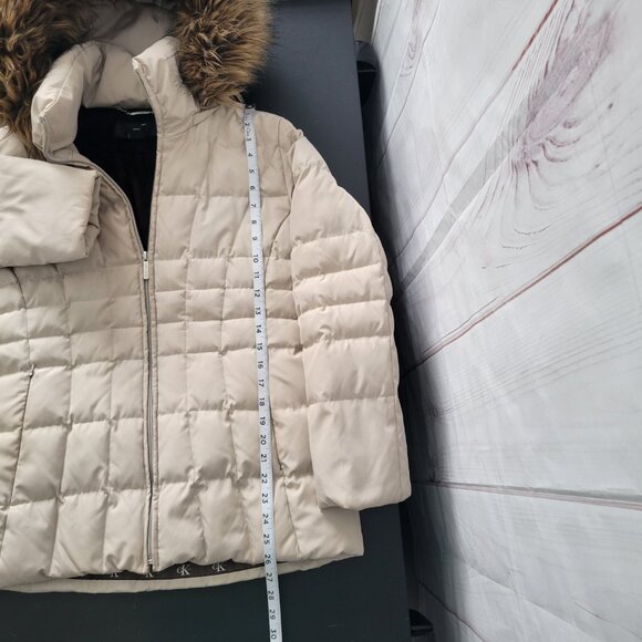 Calvin Klein Quilted Down Puffer Jacket w/ Detachable Faux Fur Trim, Women’s M, - Picture 8 of 8